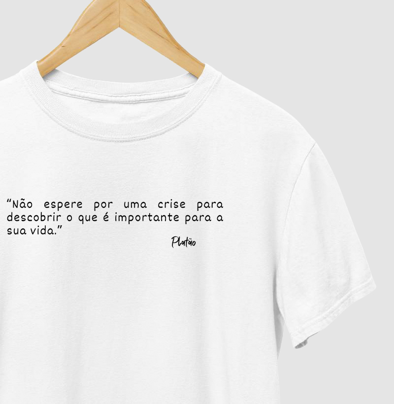 Camiseta Platão Crise
