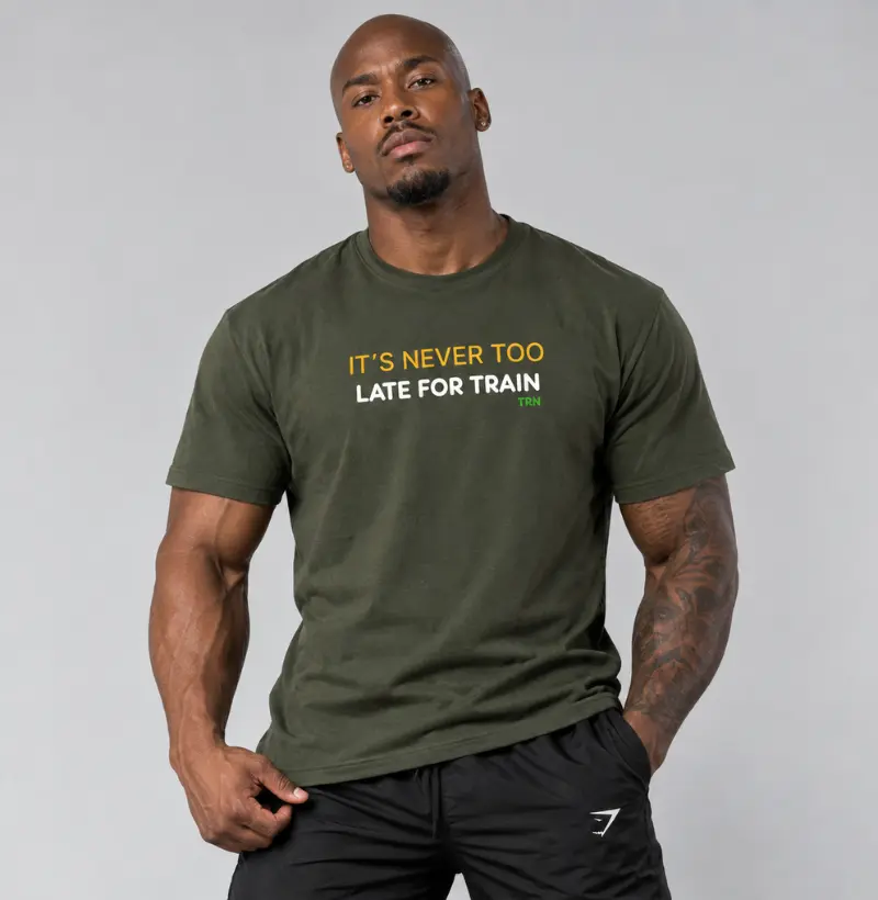 Camiseta Algodão Peruano It's Never Too Late to Train – TRN | Camiseta Premium Fitness