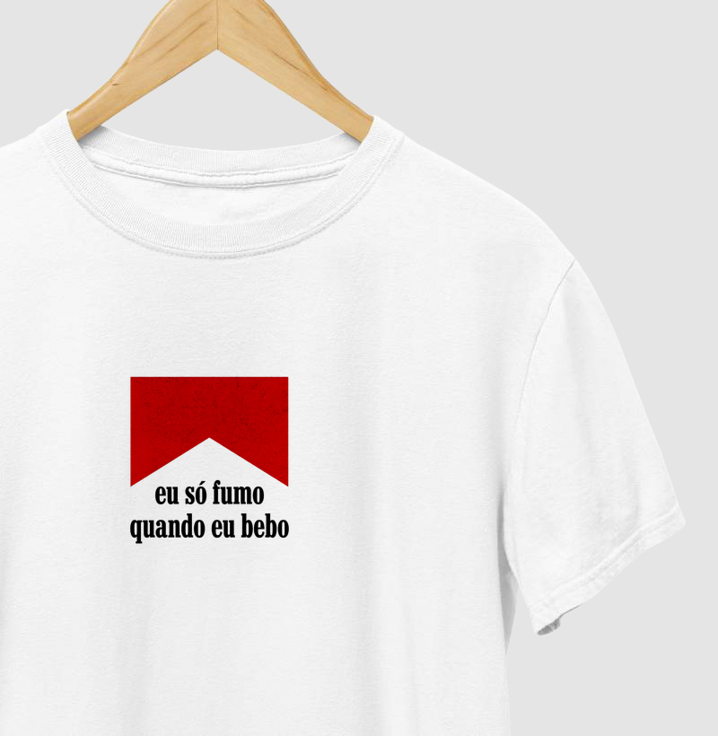 Só fumo bebendo