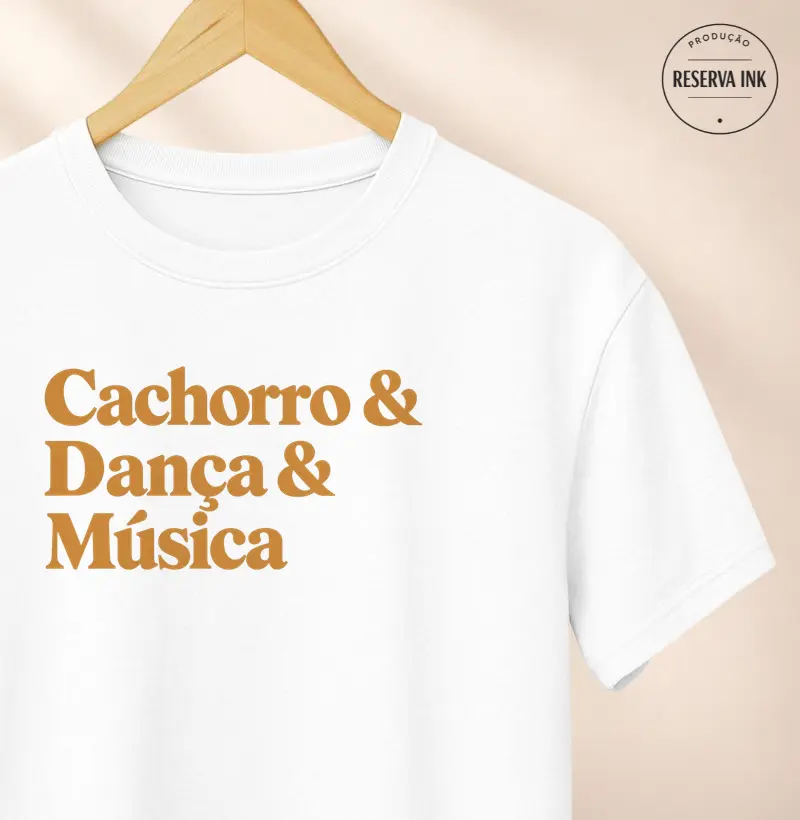 Cachorro & Dança & Música
