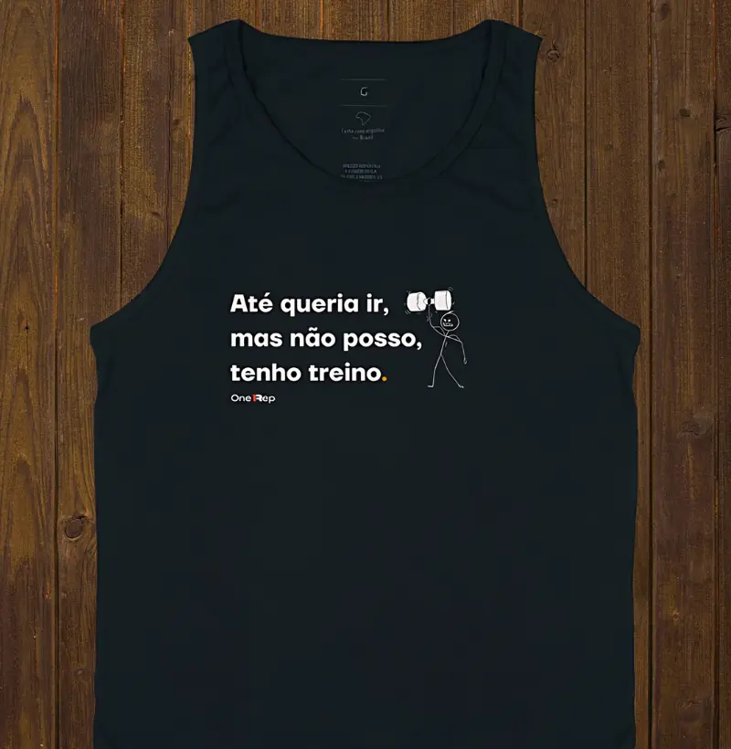 Até queria ir, mas não posso, tenho treino.