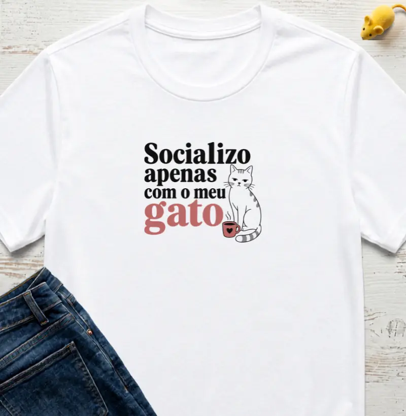 socializo apenas com o meu gato