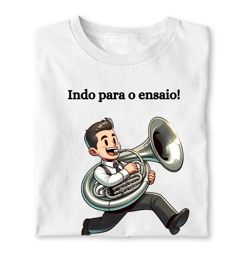 Sousafonista indo para o ensaio