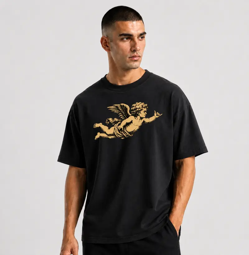 Camiseta Oversized Preta Golden Cherub