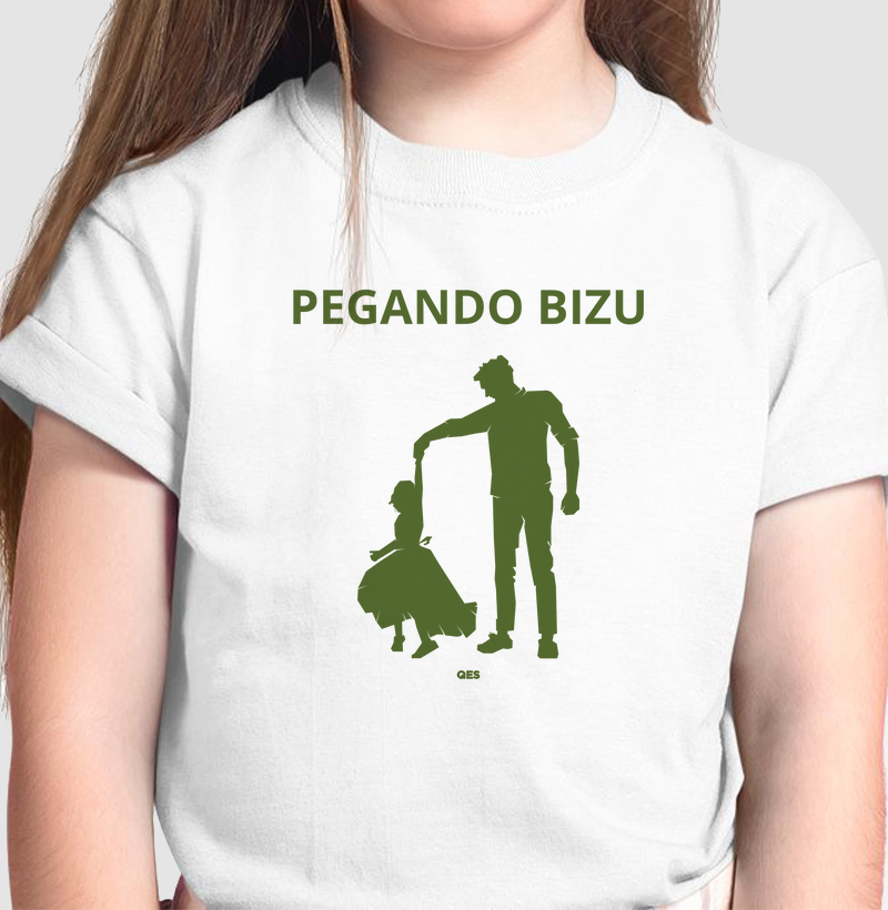 PEGANDO BIZU MENINA