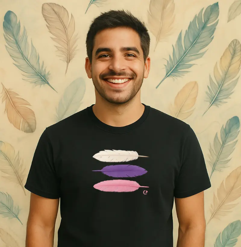 Camiseta Entre Penas e Tons