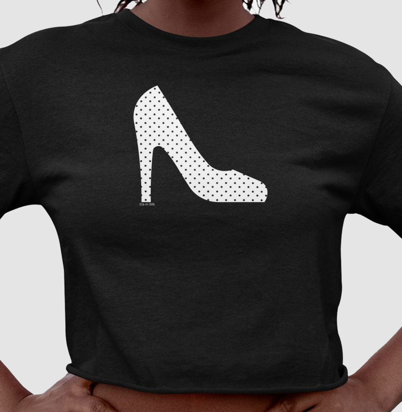 Scarpin branco com bolinhas pretas