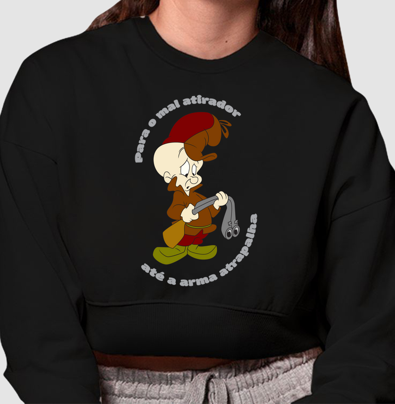 Camiseta Divertida - "Até a Arma Atrapalha"