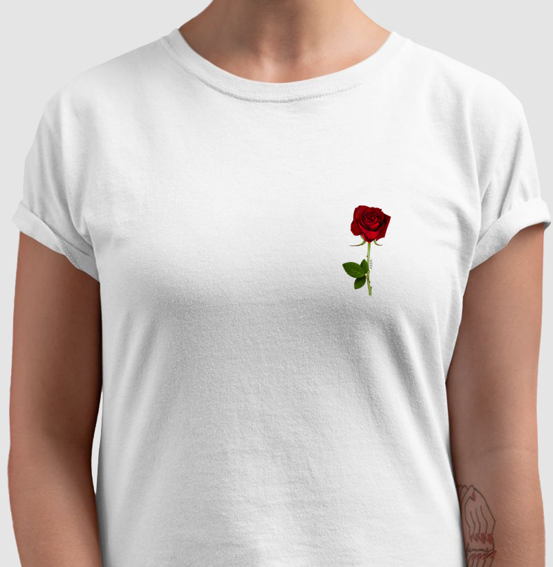 Rosa - a presença de Nossa Senhora