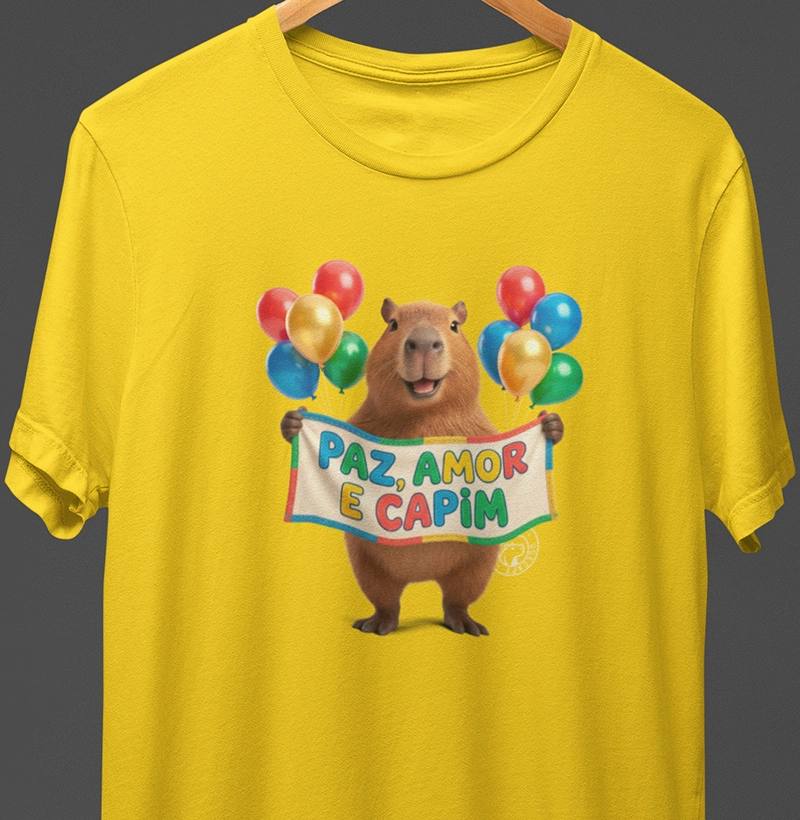 Balões, paz, amor e capim