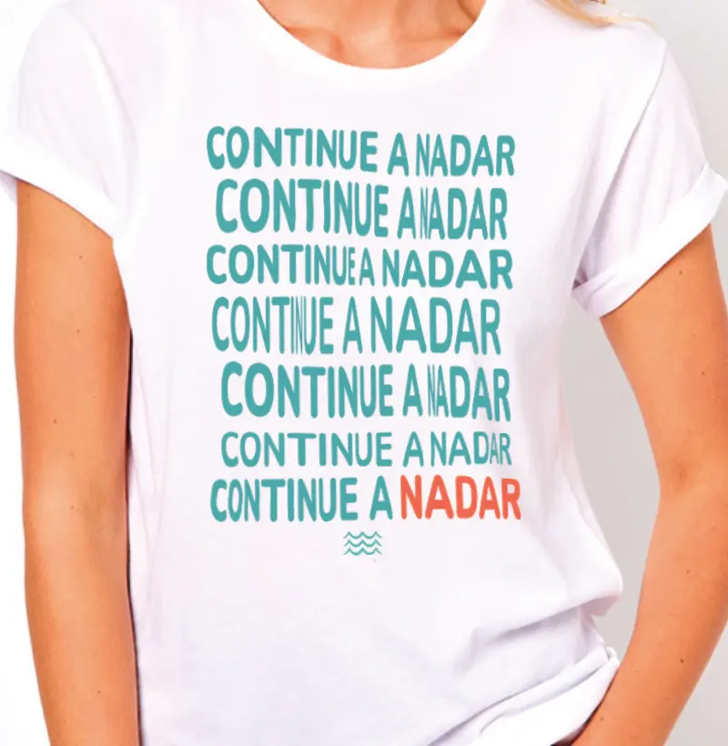 Continue a nadar