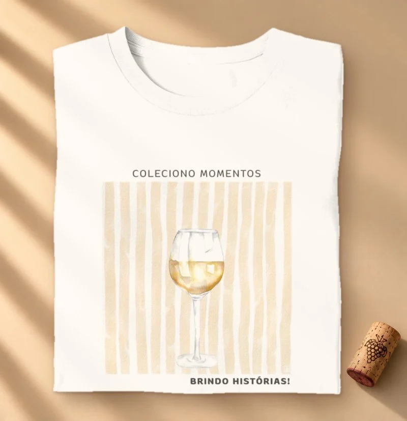 Camiseta Coleciono Momentos. Brindo Histórias