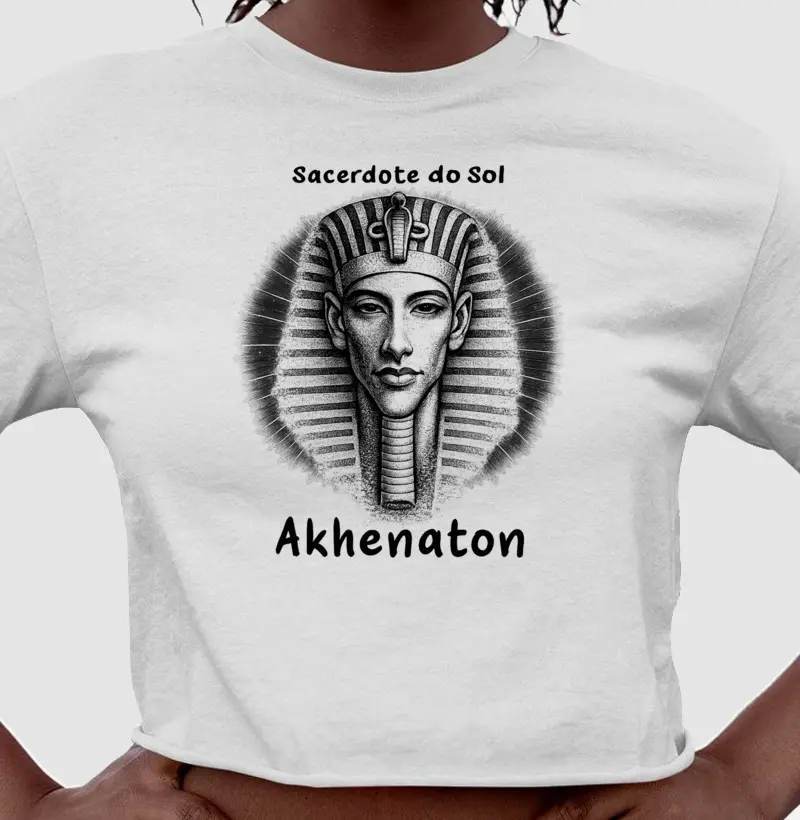 Akhenaton • Sacerdote do Sol (cropped)