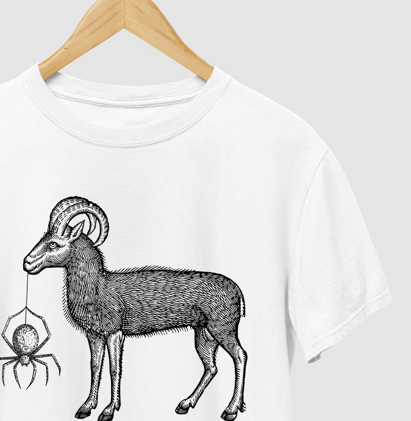 Camiseta Hang in There | the bizarre resilience
