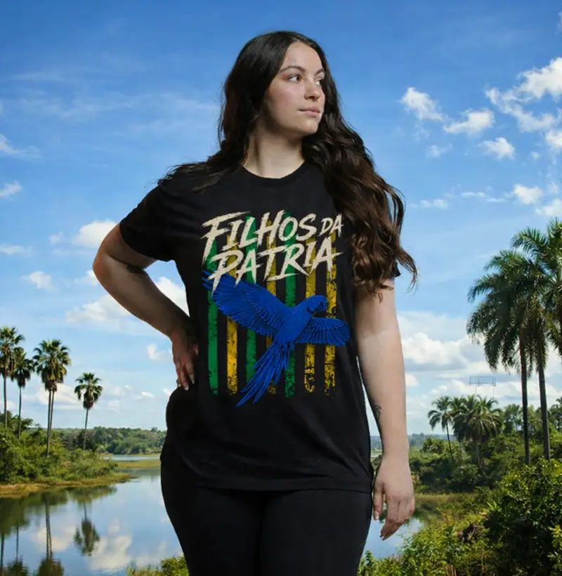 Camiseta Filhos da Patria Arara Azul