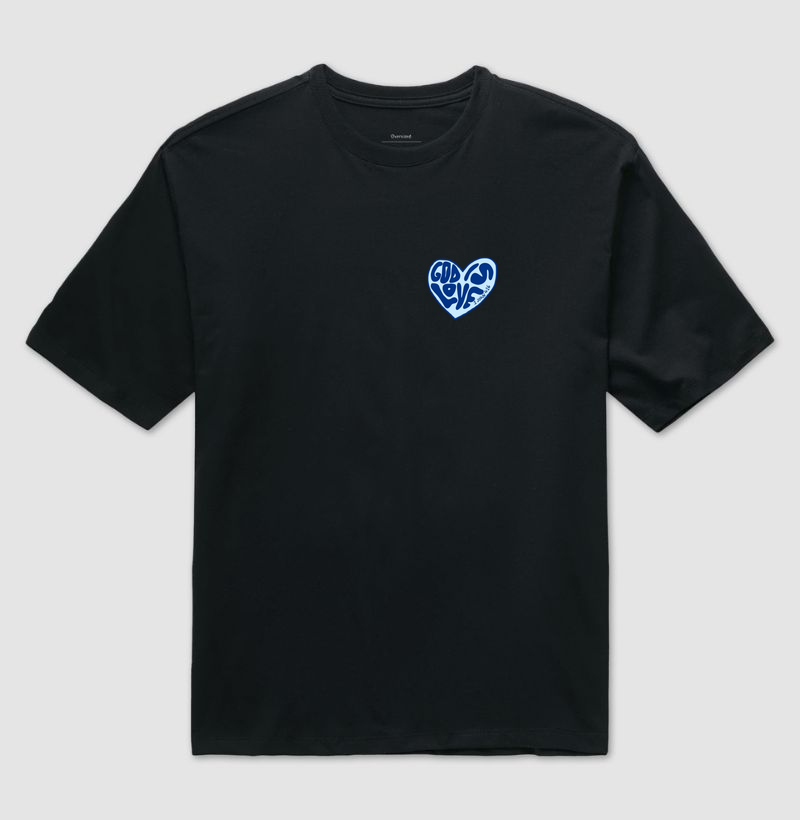 GOD is Love - Camiseta Oversized