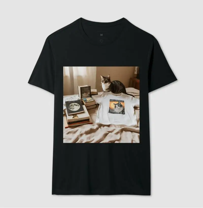 GATOS, LIVROS, CAMISETAS E A LUA 3