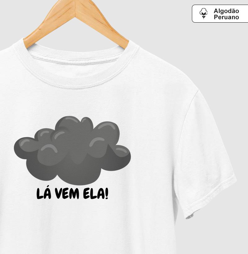 Camiseta “Lá vem ela”