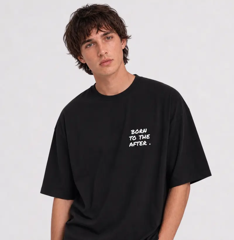 BORN TO THE AFTER — Camiseta Oversized