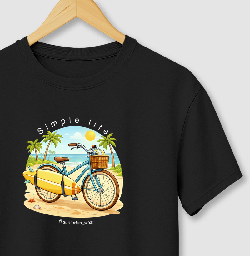 Camiseta Estampada "Simple Life" - Estilo Surfwear com Bicicleta e Prancha