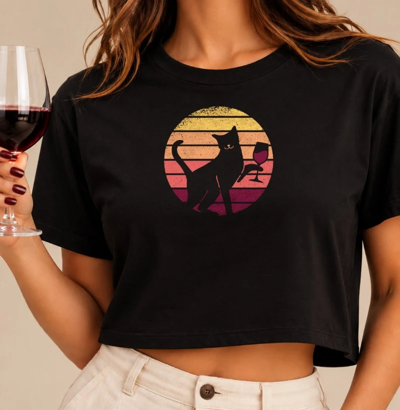 Camiseta Cropped Um Brinde ao Por do Sol - Cropped