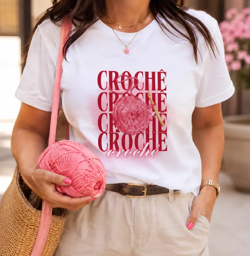 Camiseta Crochê Aquarela Delicada