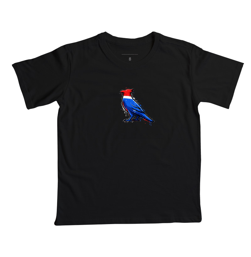 Essa estampa não é só moda — é manifesto, é território, é poder. O Carcará urbano chegou para dominar o asfalto com a mesma bravura com que domina o céu. - Camiseta Infantil