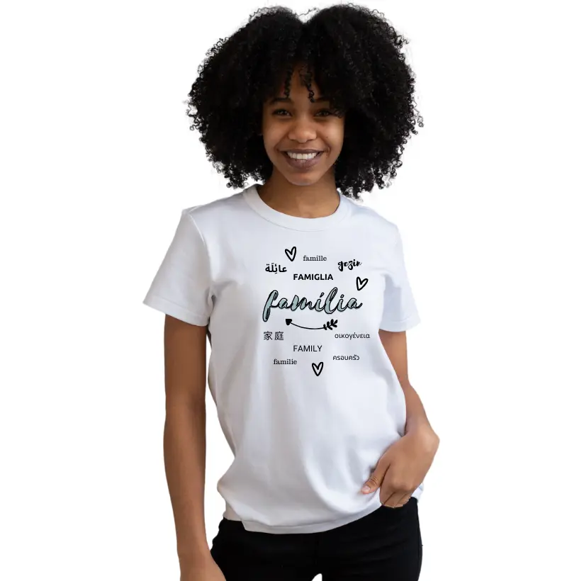 Camiseta Família em várias línguas