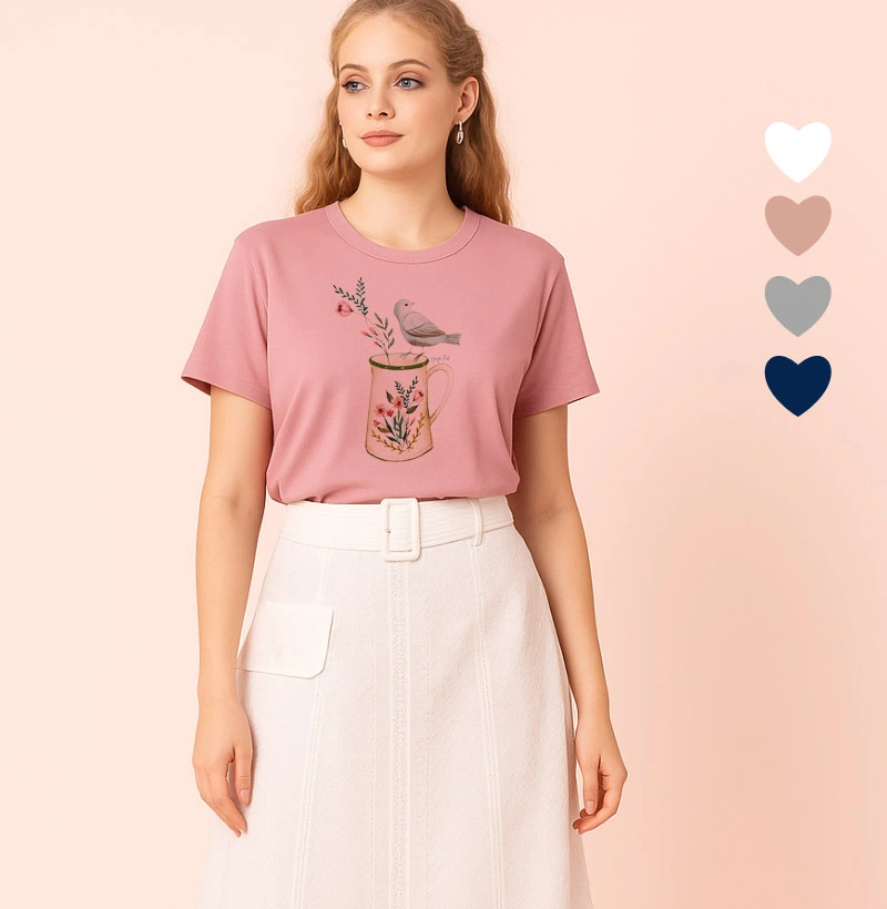 Camiseta Feminina Ilustrada Pássaro e Vaso
