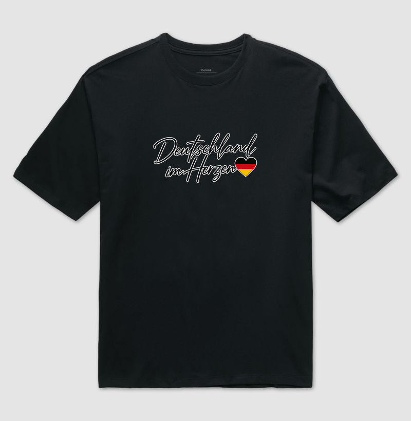 Deutschland im Herzen” — “Alemanha no coração - Camiseta Oversized