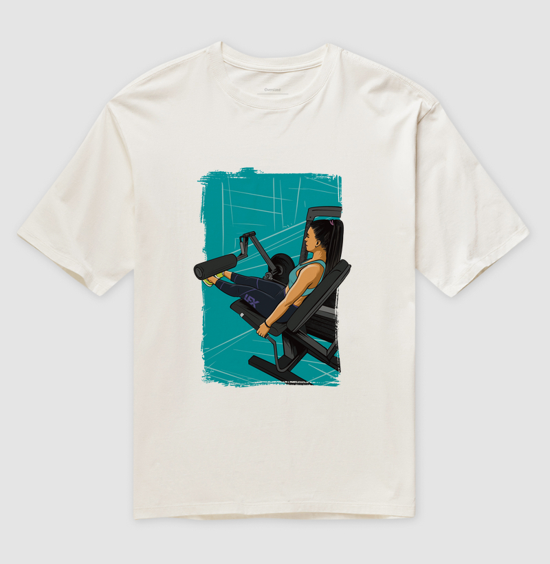 Mulher fazendo Cadeira Extensora V02