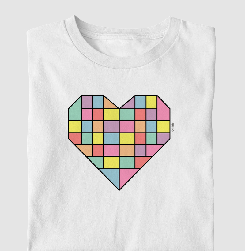 camiseta Coração Pixelado