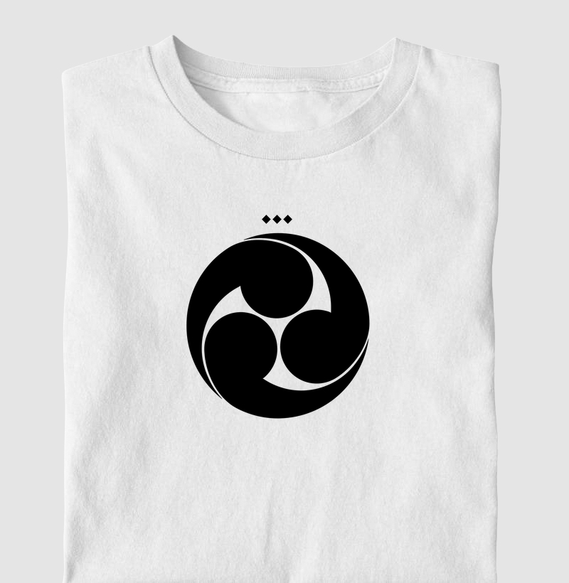 Camiseta Hidari Mitsudomoe