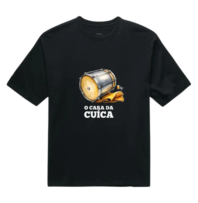 O cara da cuíca - com o instrumento