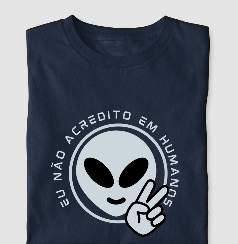 Camiseta Motociclista Não acredito em humanos