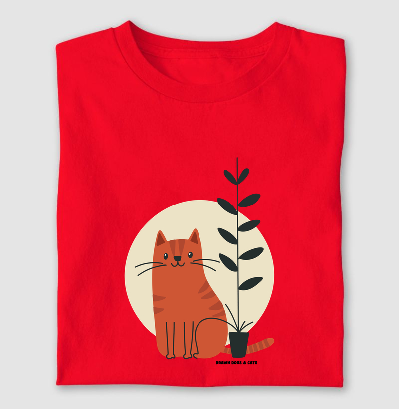 Gato laranja, fundo claro e vaso de planta