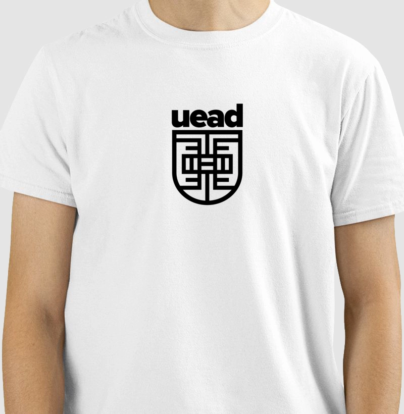 Brasão Uead com escrita - preto - Camiseta
