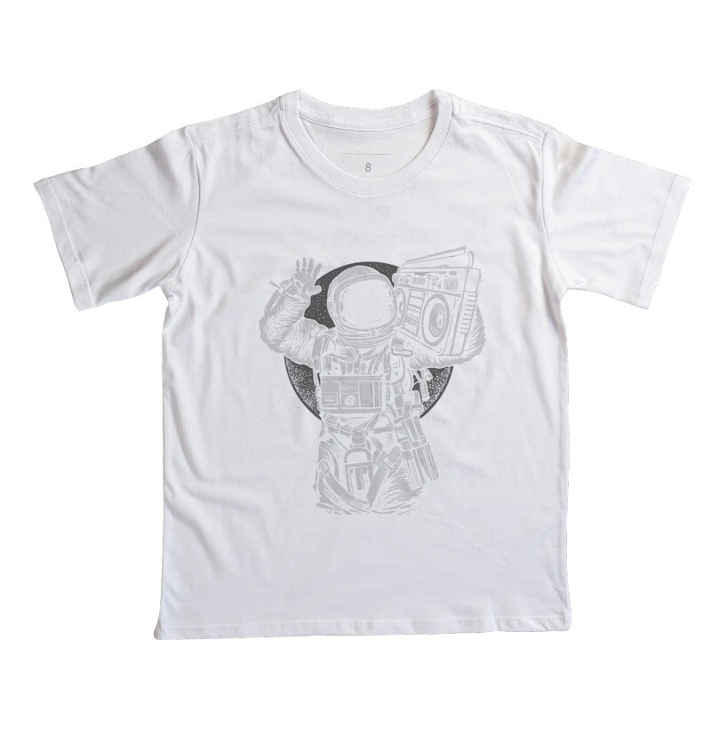 Astronauta viajando na música