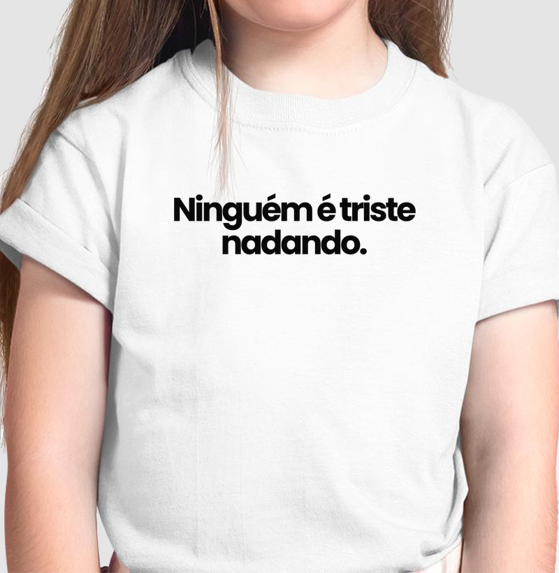 Ninguém é Triste Nadando