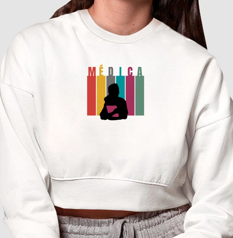Médica em cor