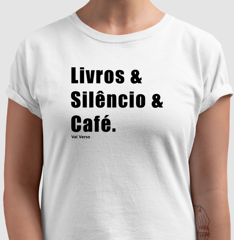 Livros & silêncio & Café