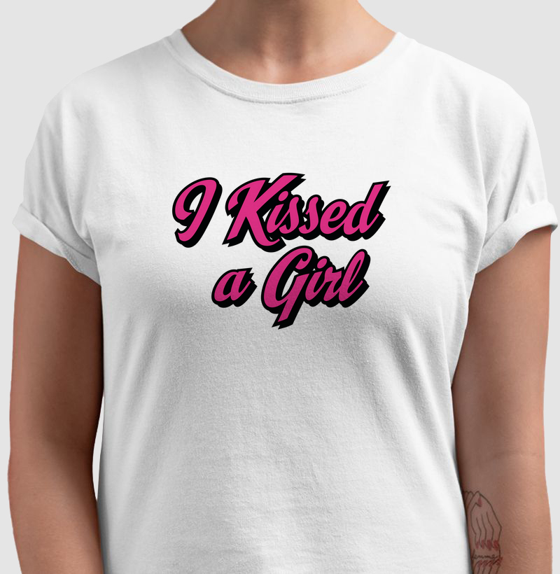 Eu beijei uma garota