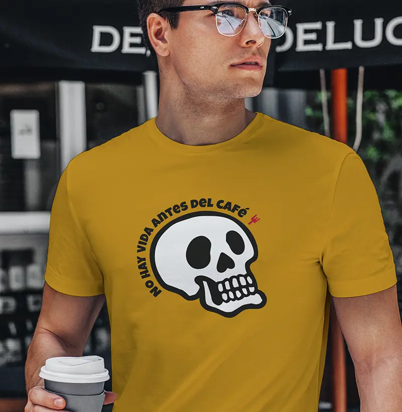 Camiseta No Hay Vida Antes del Café