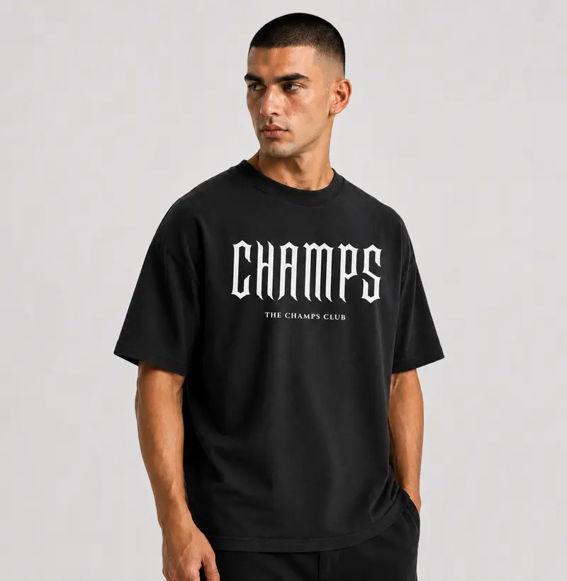 Camiseta Oversized Preta Champs Gothic