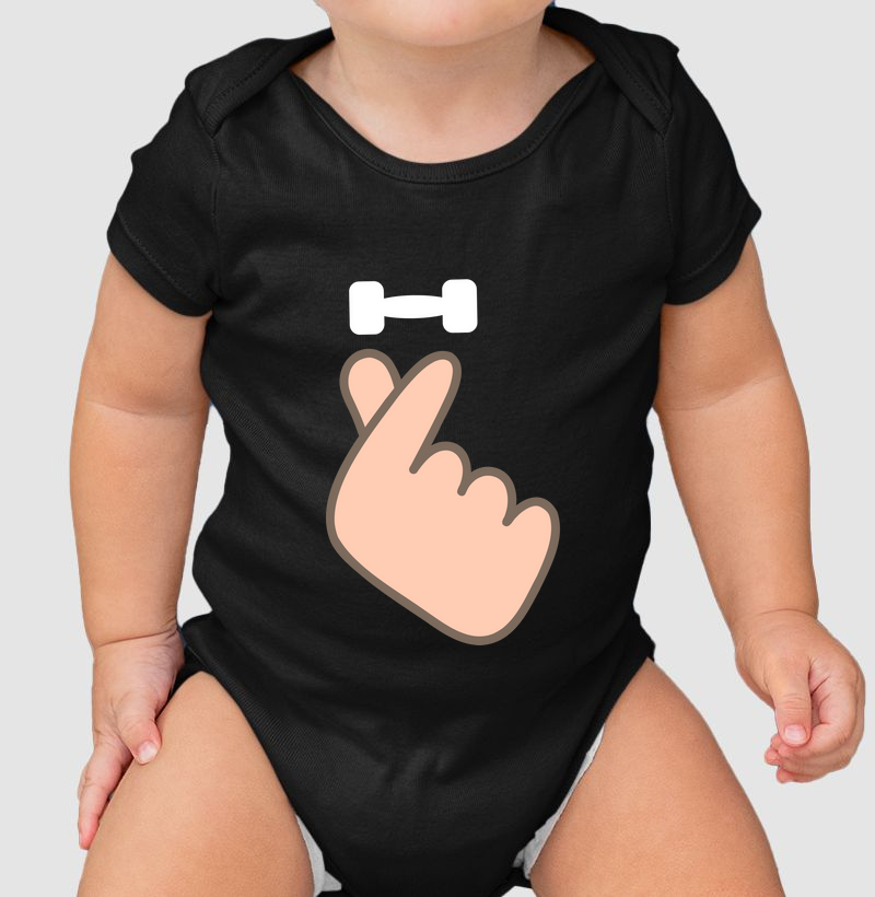 Doragym finger heart