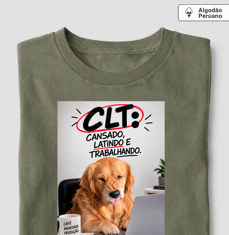 🐶💻 CLT — Cansado, Latindo e Trabalhando! | Golden Retriever Edition ☕🐾 - Camiseta Algodão Peruano