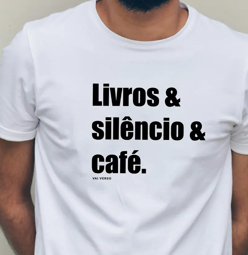 Livros & silêncio & Café