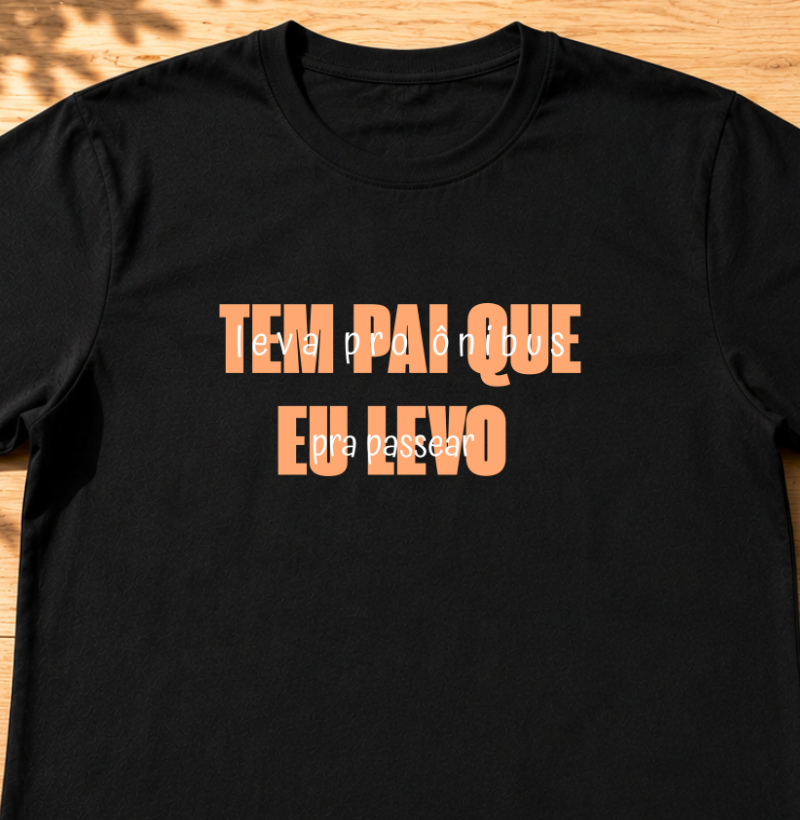Tem pai que leva pro ônibus, eu levo pra passear