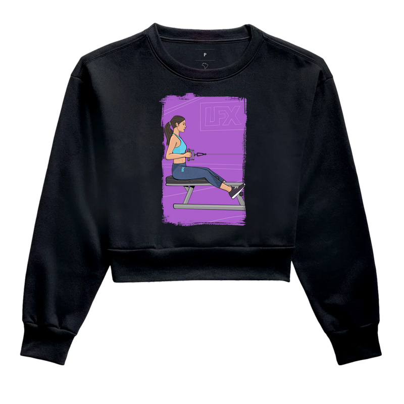 Mulher fazendo Remada sentada 