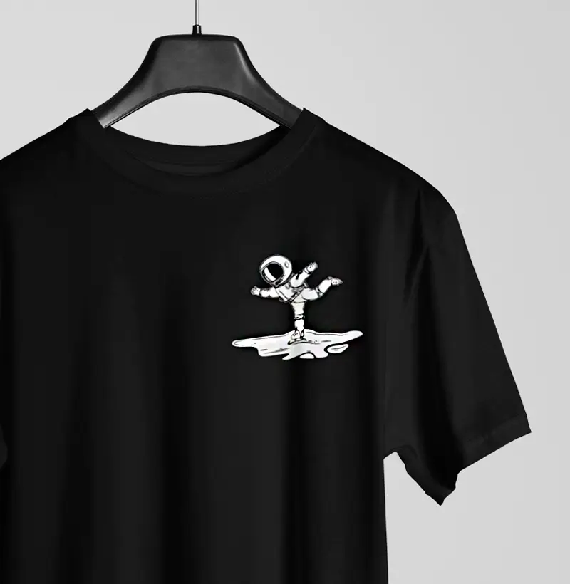 Camiseta - "Space Glide"
